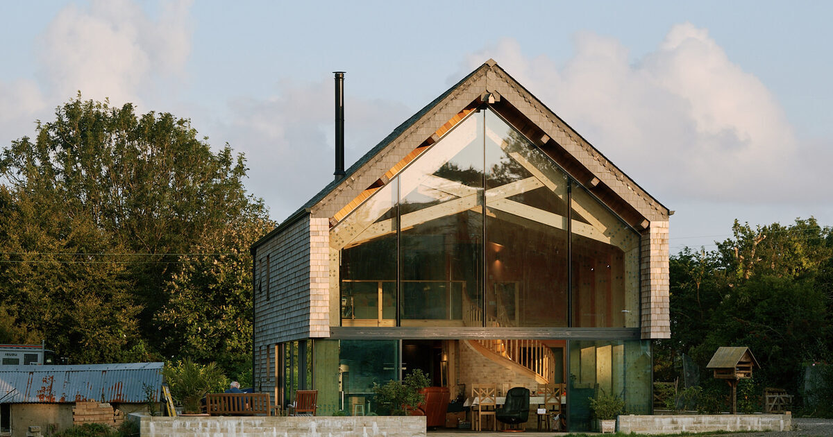 Hayle House: Glass Facade with Oak Frame | minimal windows® | Case ...