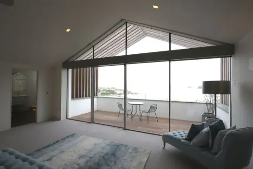 minimal 4 pane slim sliding door