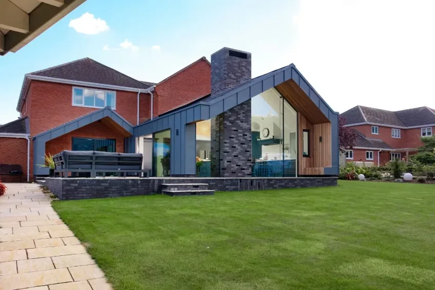 structural glazing with aluminium slim sliding door