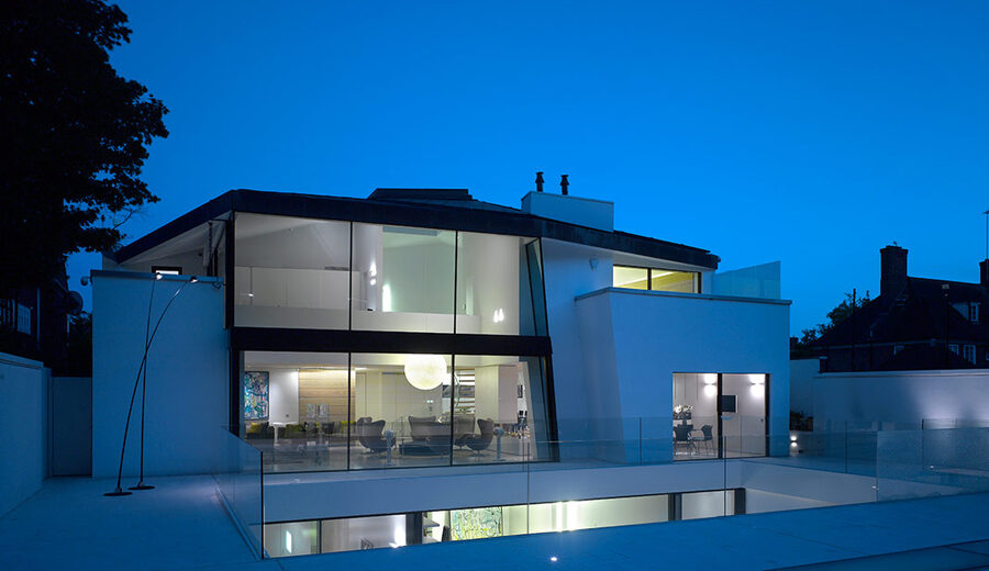 Contemporary new build use double height glass box