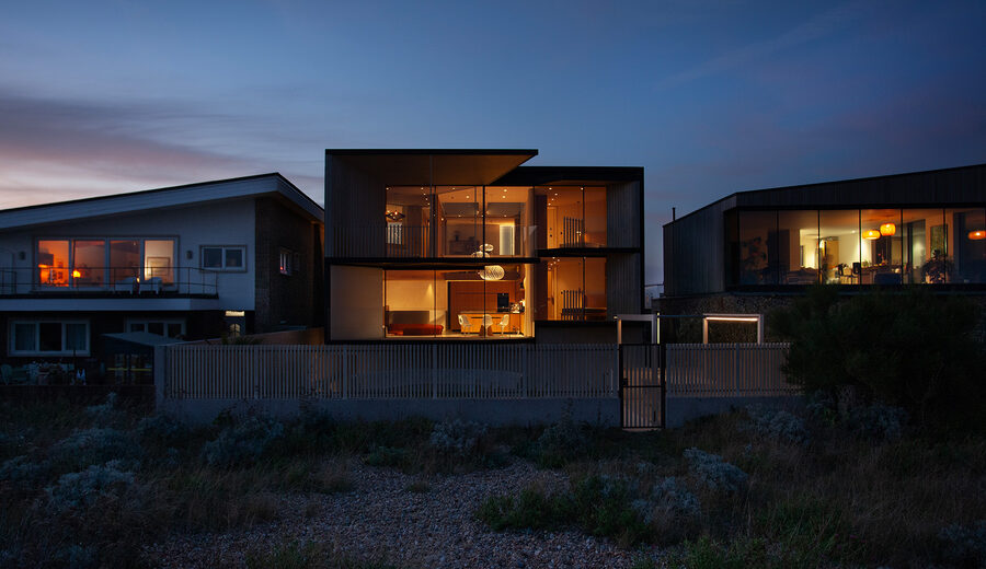 minimal windows - Beach house sliding doors - Shoreham Beach House