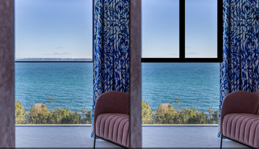 vertical sash comparision 740 x 555