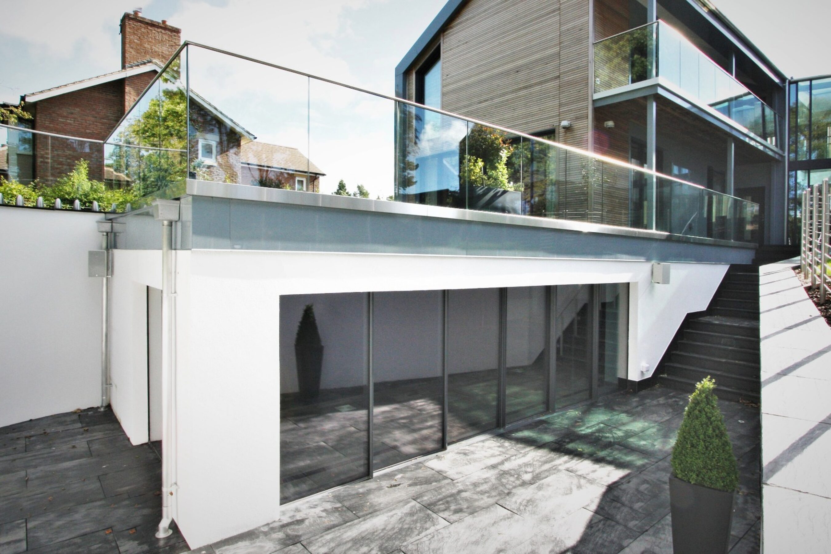 Large Format Glass sliding doors in Yorkshire | Greenways
