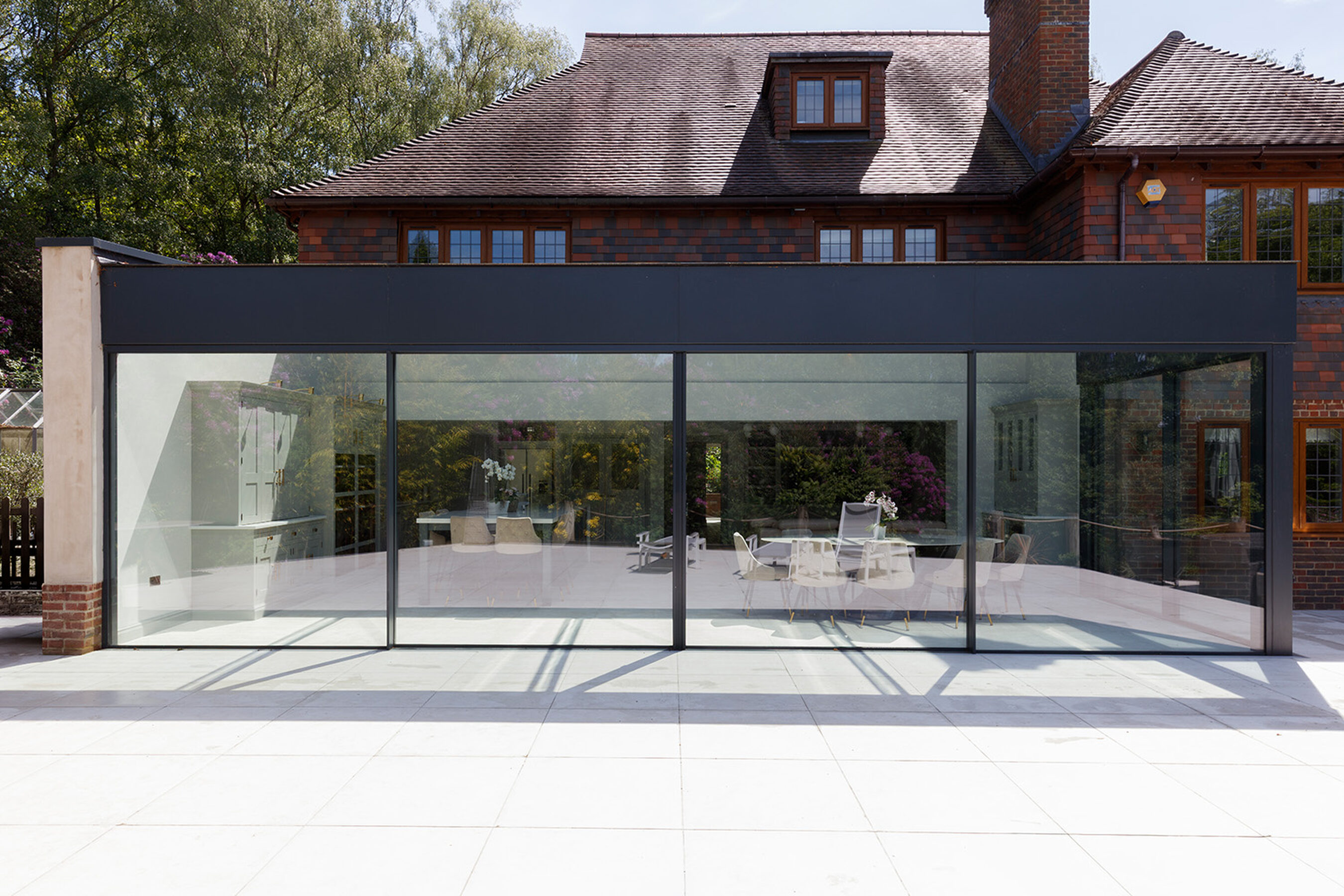Slim sliding doors in Tunbridge Wells - Collingwood - minimal windows