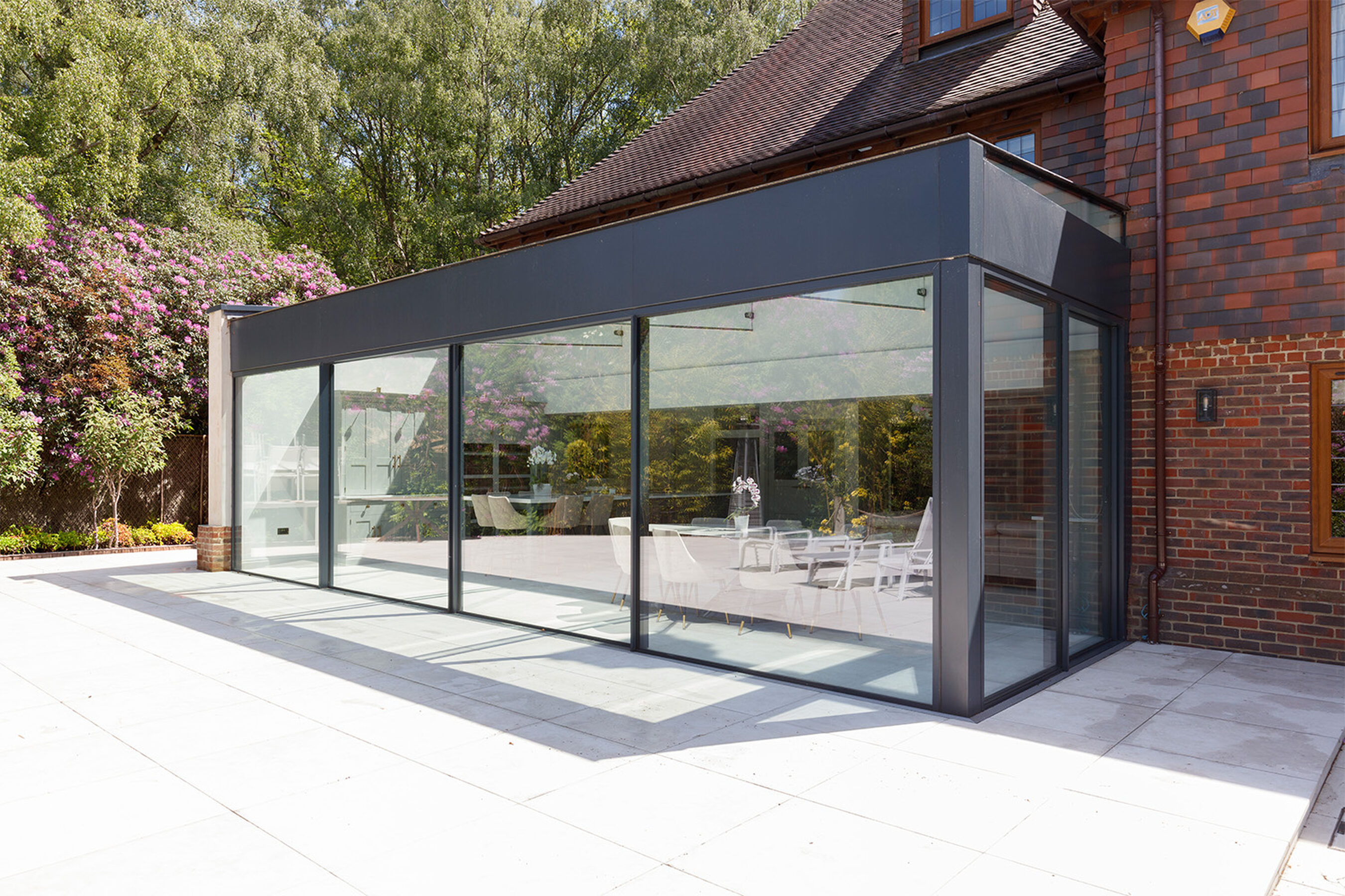 Slim sliding doors in Tunbridge Wells - Collingwood - minimal windows