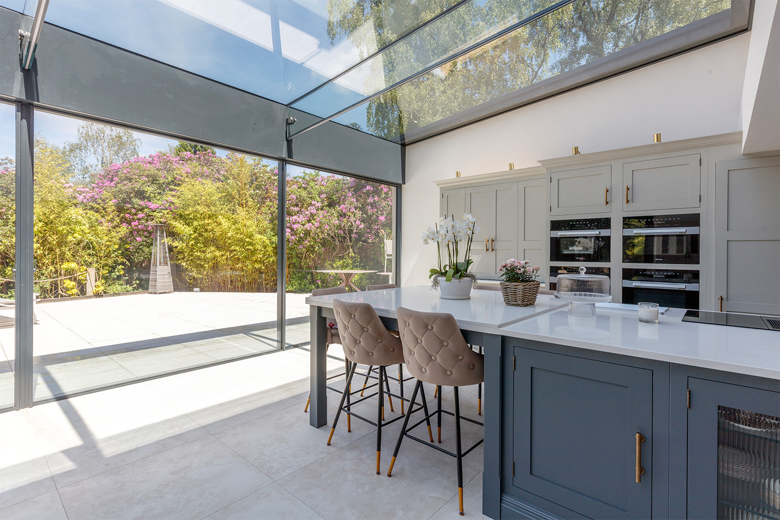 Slim sliding doors in Tunbridge Wells - Collingwood - minimal windows