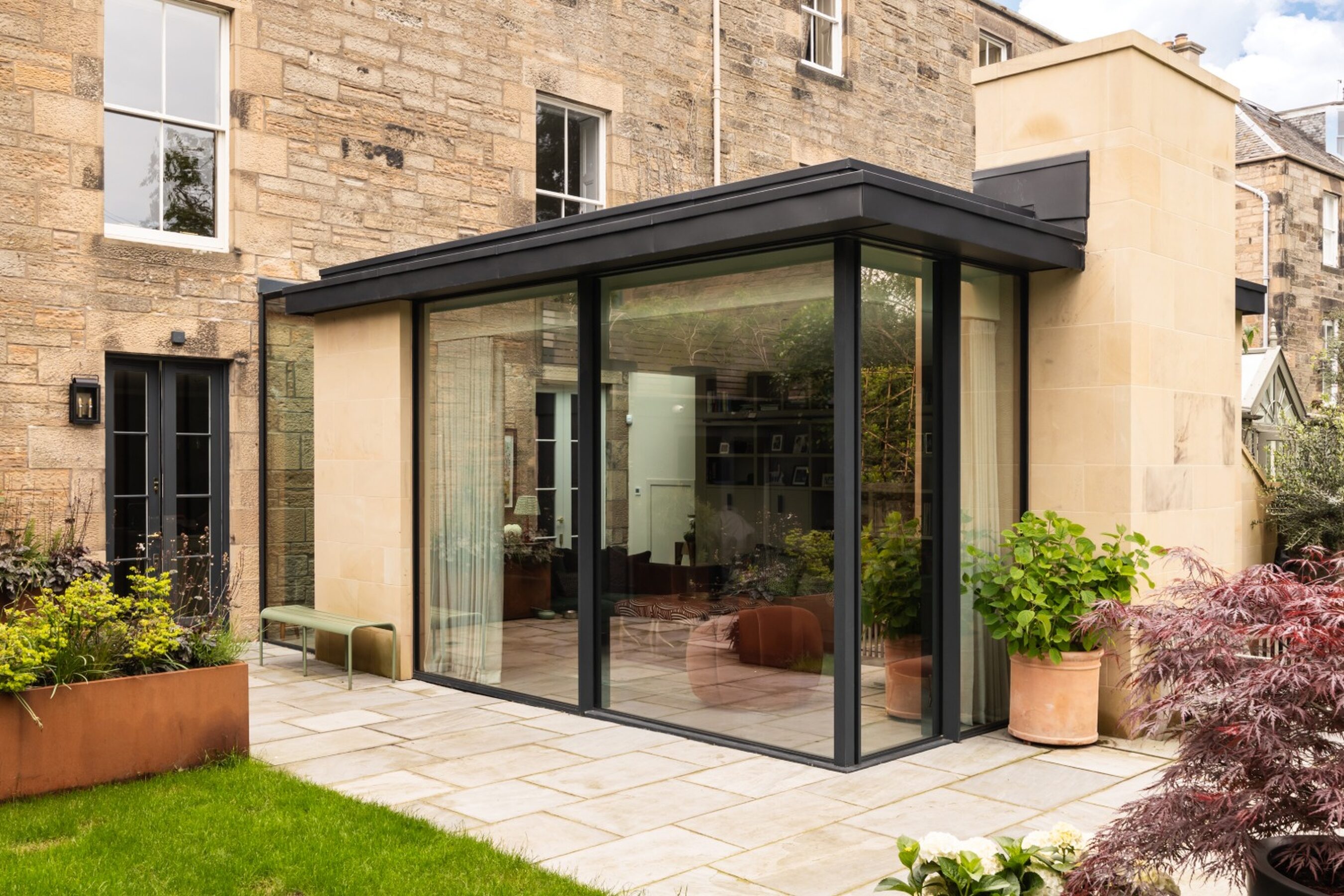 Open Corner Sliding Doors in Edinburgh | Edinburgh City House