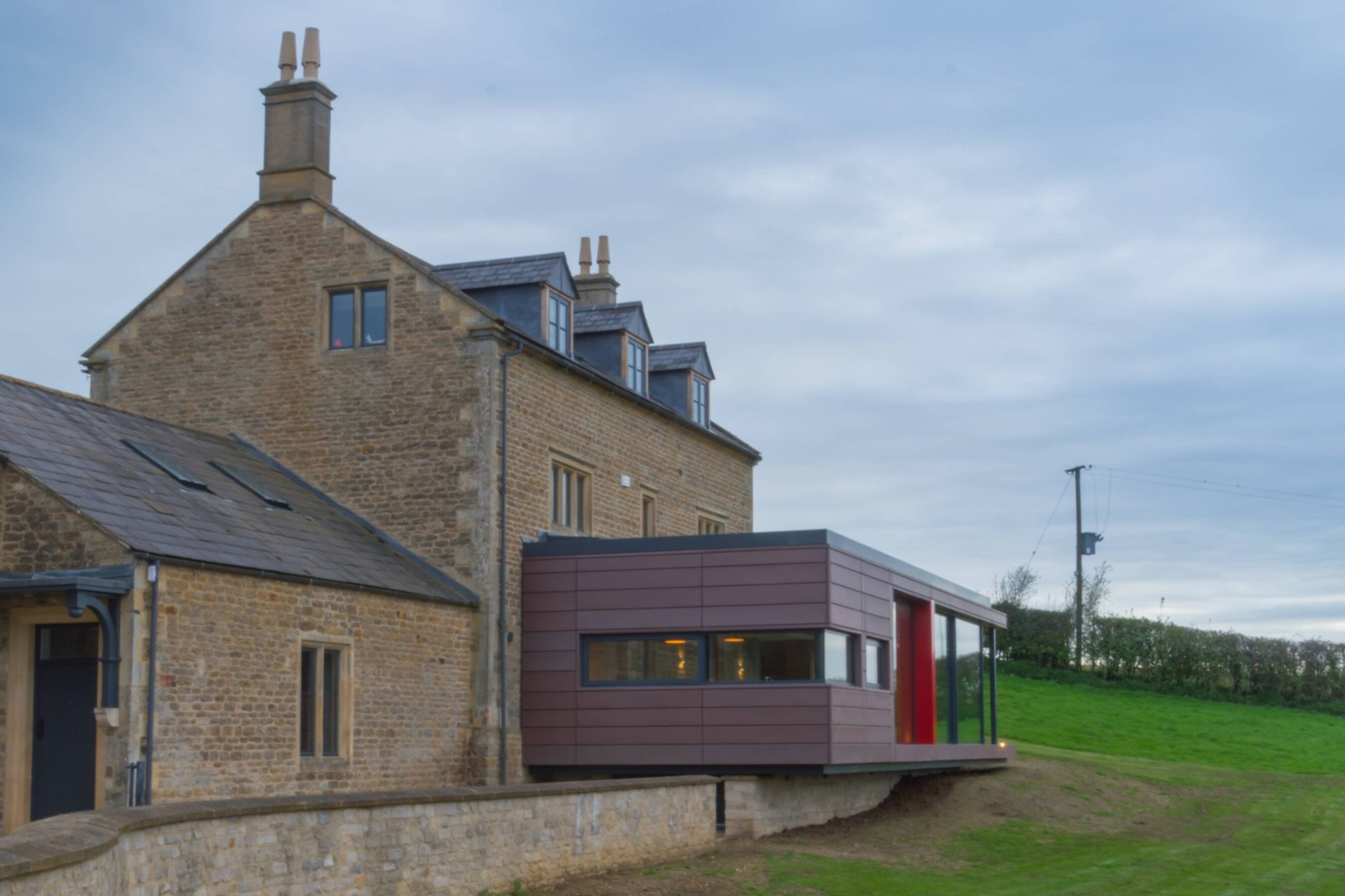 Side View of Farmhouse Extension | Open Corner Sliding Doors in Warwickshire