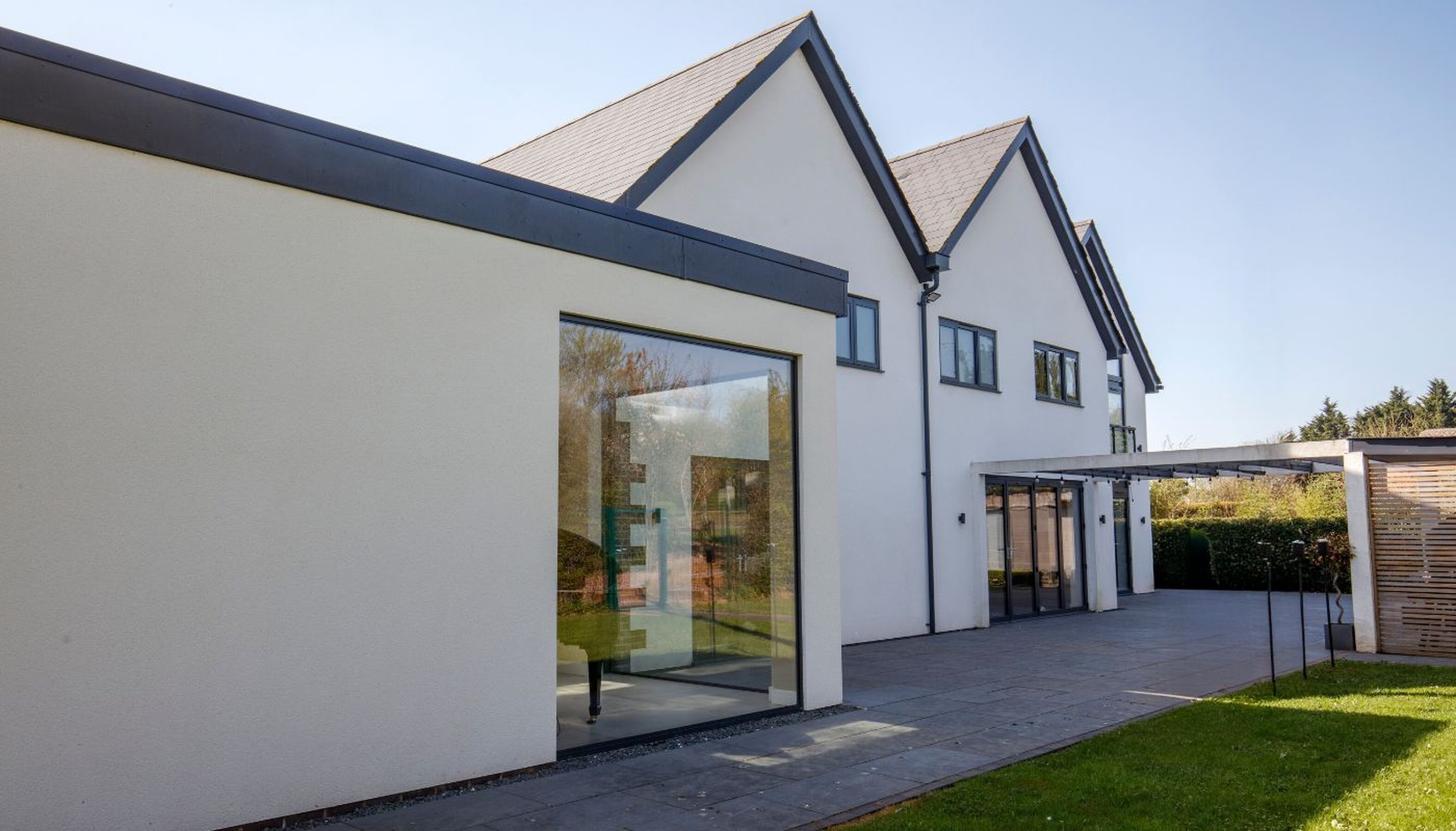 Slim sliding doors in Worcester - Brookfield - minimal windows