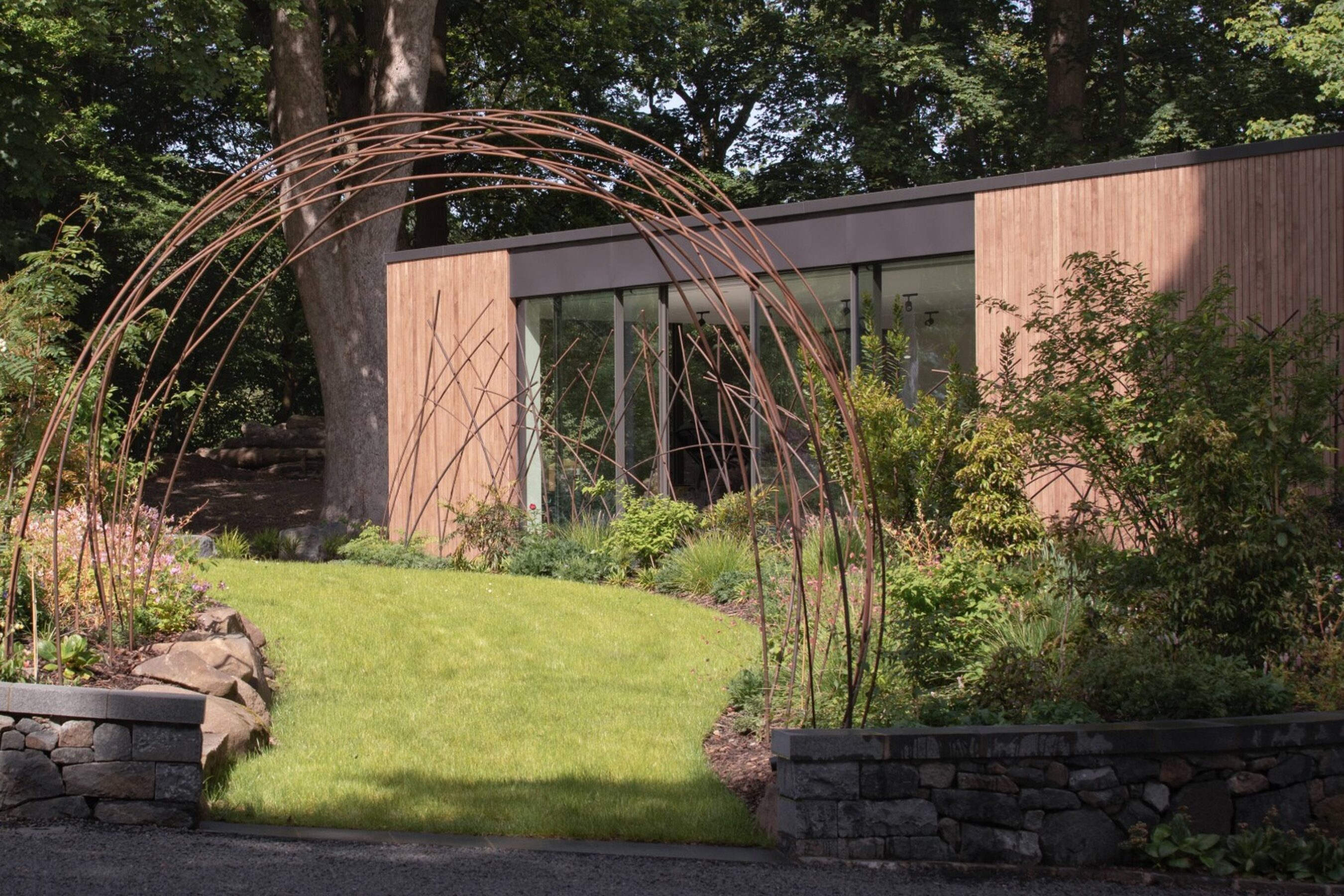 Garden Studio | Bi-parting Slim Sliding Glass Doors in Edinburgh