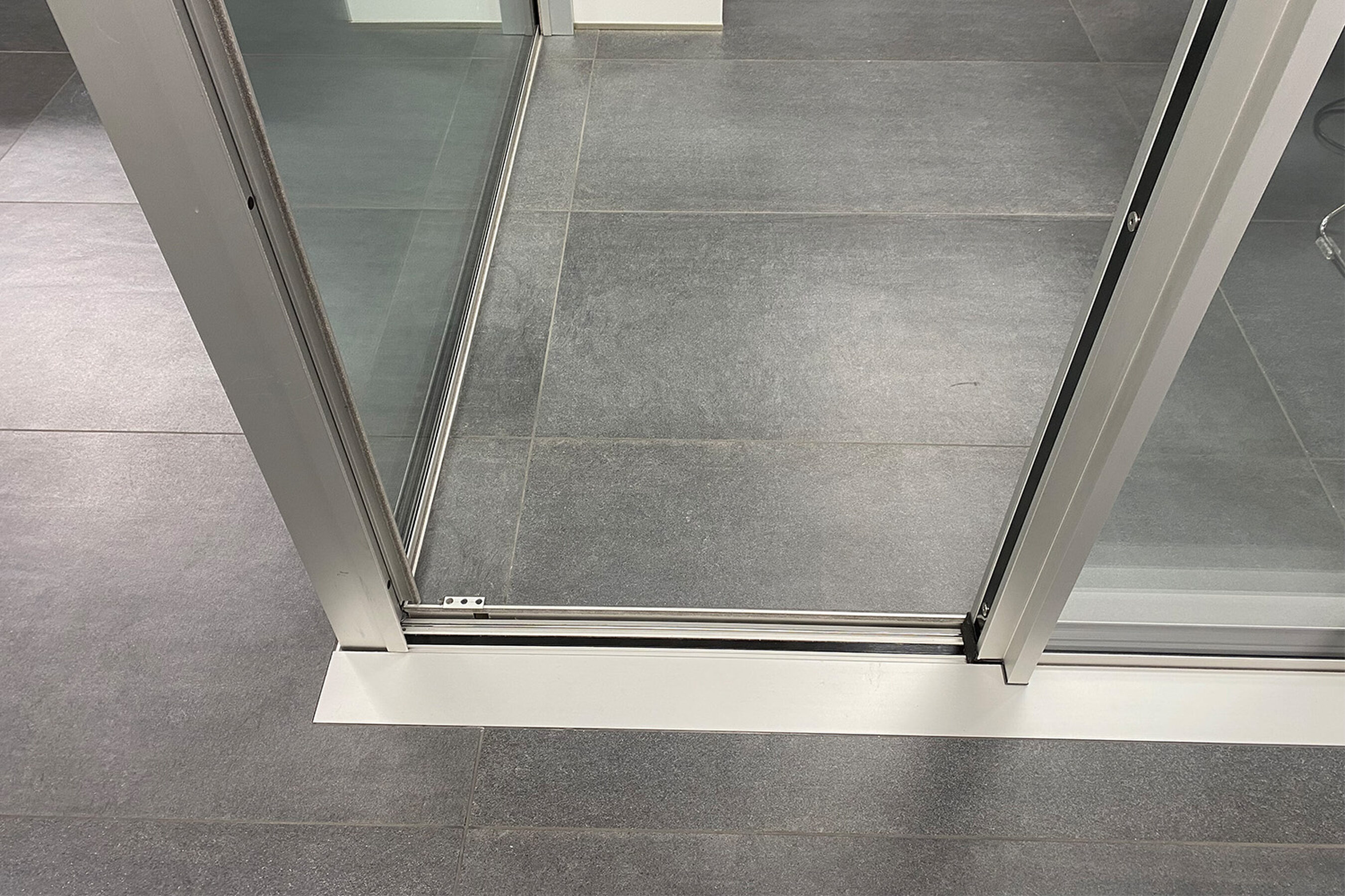 Slot aeration - minimal windows