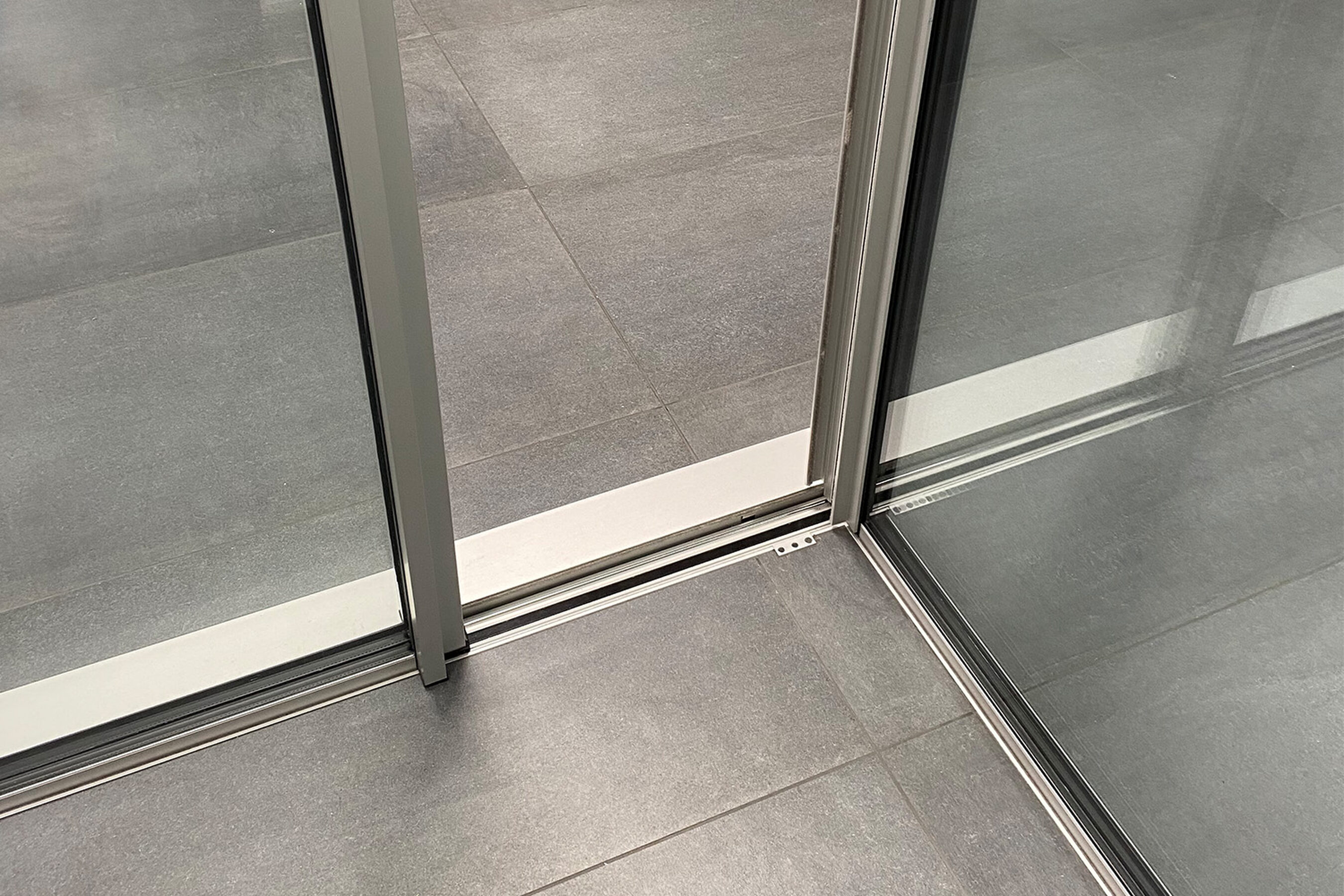 Slot aeration - minimal windows