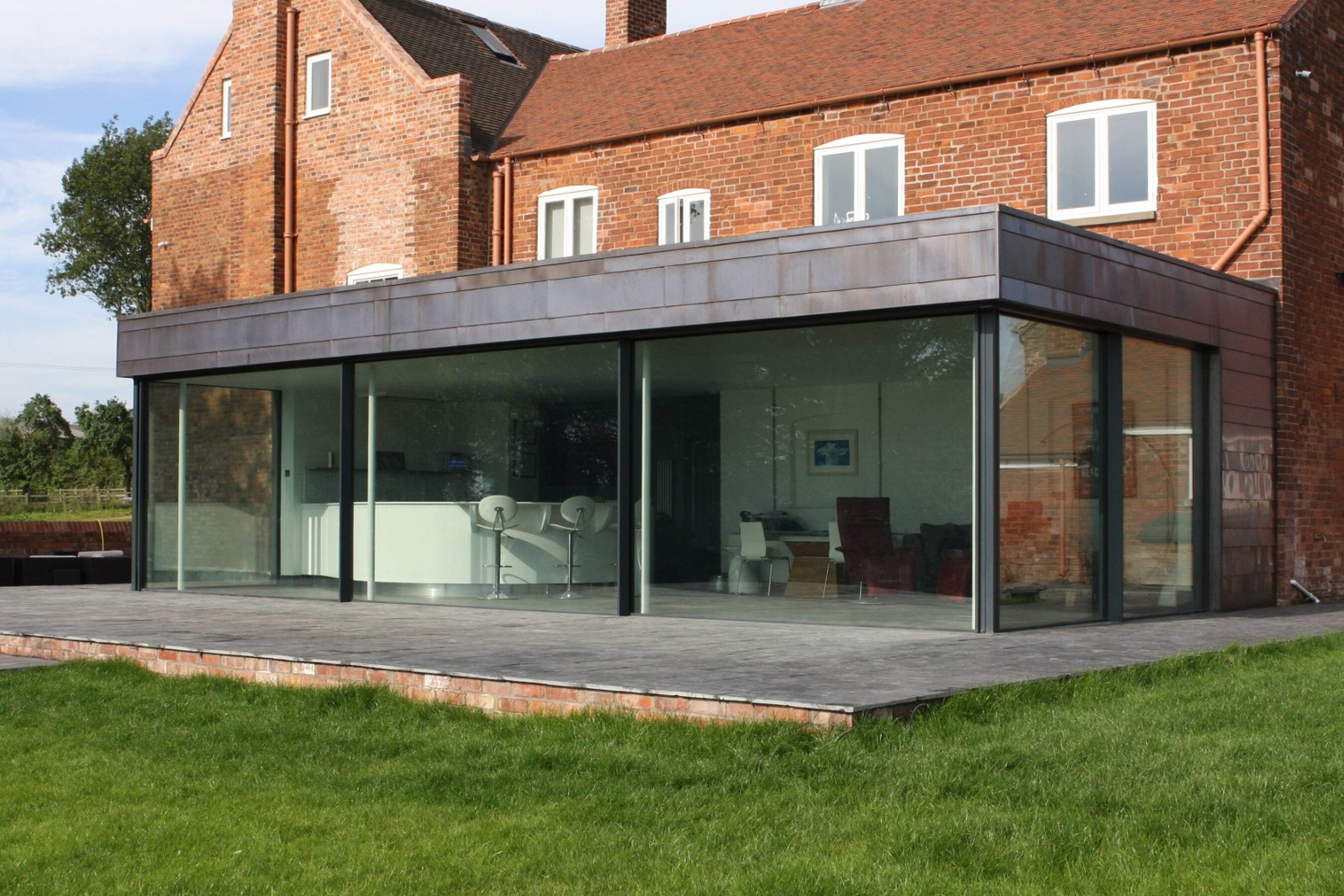 U Shaped Glass Wall | Triple Glazed Sliding Doors in Worcestershire